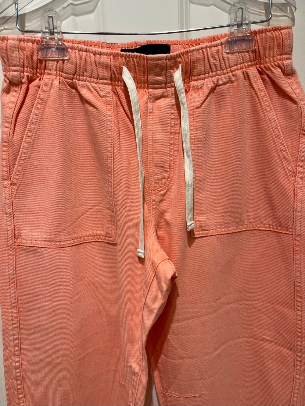 NWOT GAP Mid-Rise SuperSoft Pull-On Barrel Jeans in Tea Rose Pink Size Small - Picture 8 of 15
